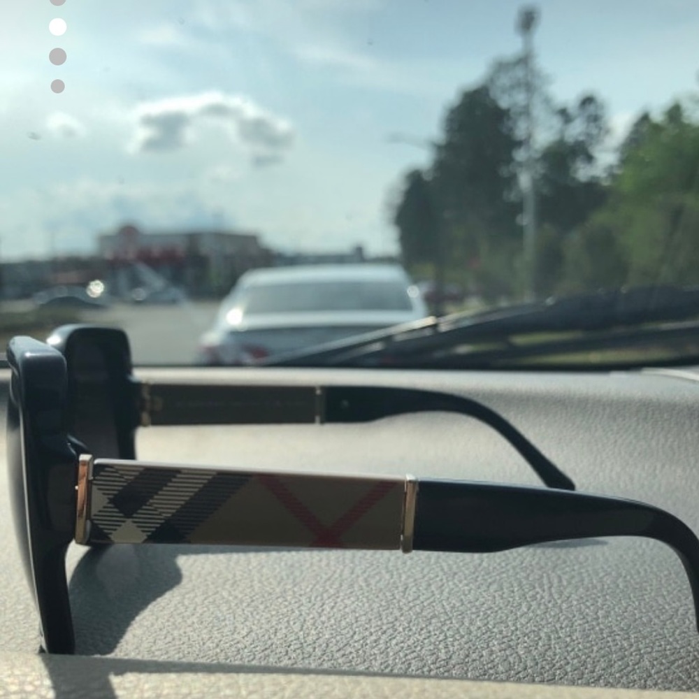 Burberry BE4160 Women’s Sunglasses - Picture 2 of 4
